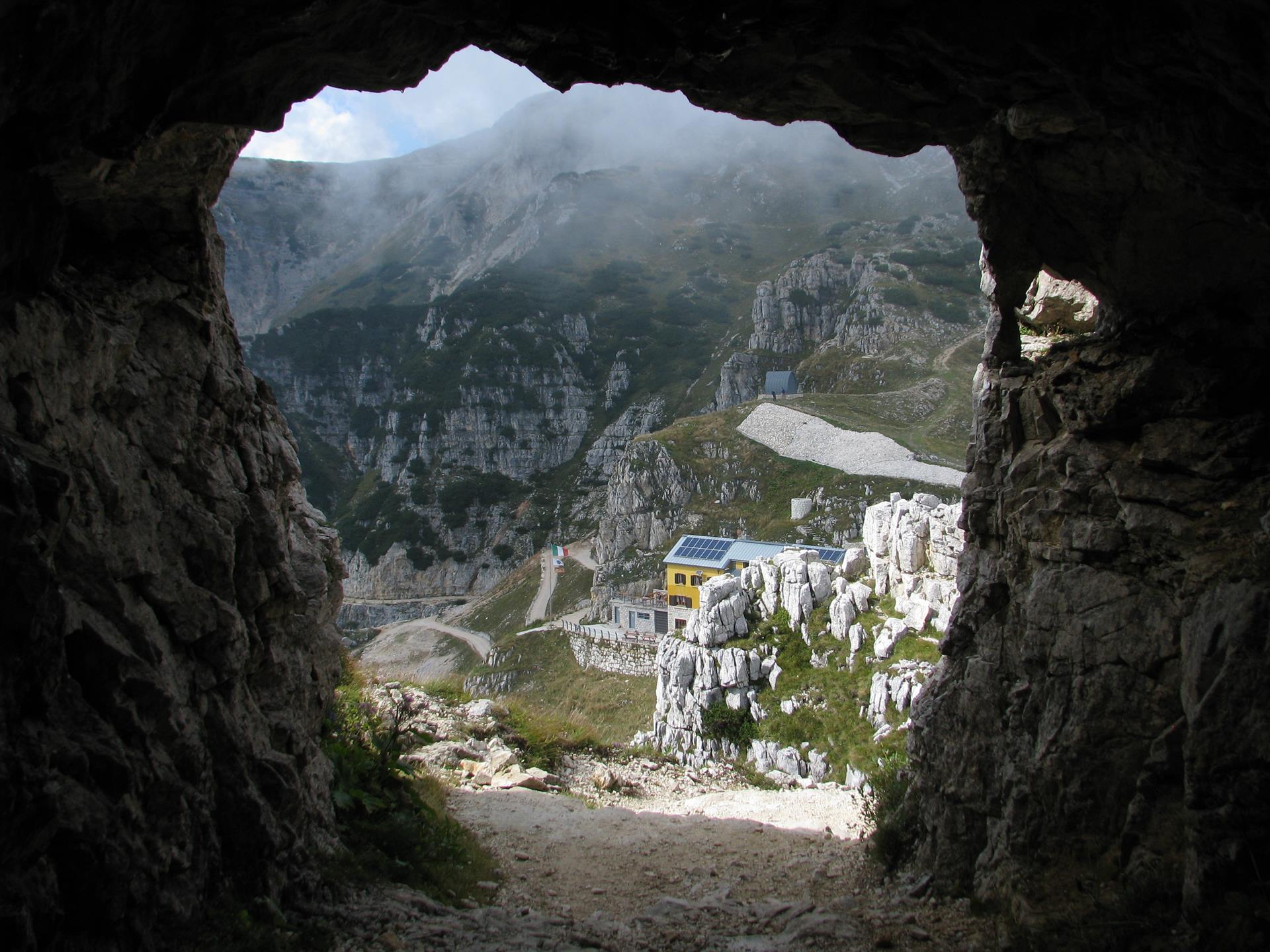Strada delle 52 Gallerie